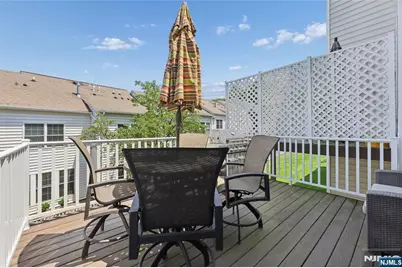 8 Yorktown Lane 704 #704, Totowa, NJ 07512 - Photo 13