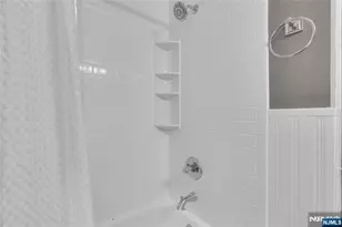 46 Rafkind Rd, Bloomingdale, NJ 07403 - Photo 25