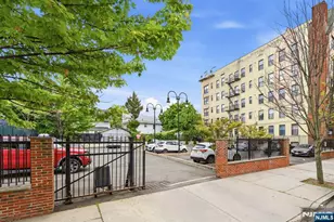 5 Pomona 2C, Newark, NJ 07112 - Photo 31