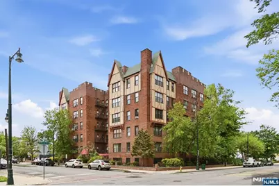 5 Pomona 2C #2C, Newark, NJ 07112 - Photo 27