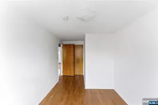 2455 3rd St, Fort Lee, NJ 07024 - Photo 39