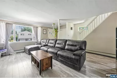 174 Phelps Avenue, Bergenfield, NJ 07621 - Photo 5