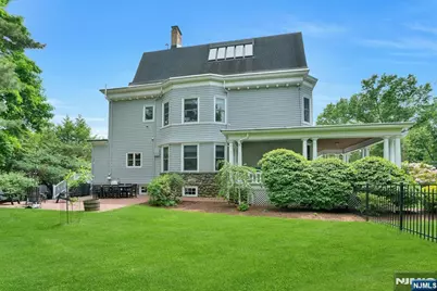 141 W End Avenue, Ridgewood, NJ 07450 - Photo 31