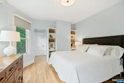 141 W End Avenue, Ridgewood, NJ 07450 - Photo 19