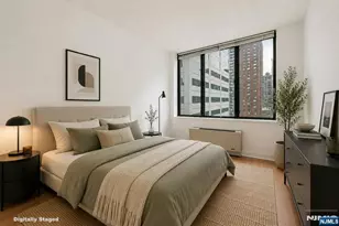 45 S River Dr 912, Jersey City, NJ 07310 - Photo 9