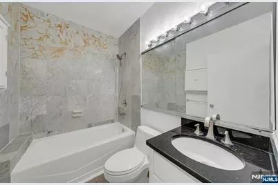 45 S River Drive 912 #912, Jersey City, NJ 07310 - Photo 13