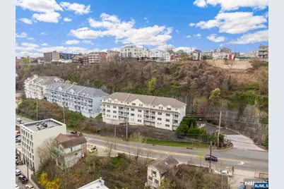 9 Legend Hills Drive, Edgewater, NJ 07020 - Photo 19