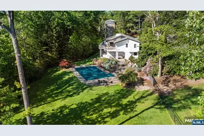 165 Hoover Drive, Cresskill, NJ 07626 - Photo 23