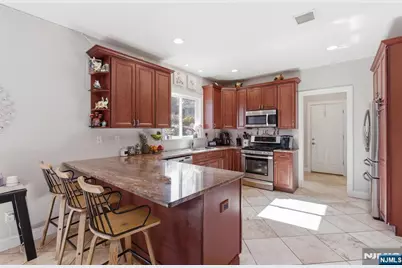 34 Tobyhanna Trail, Hopatcong, NJ 07843 - Photo 15
