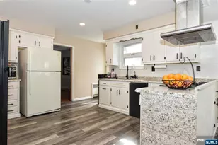 84 Burton Ave, Hasbrouck Heights, NJ 07604 - Photo 5