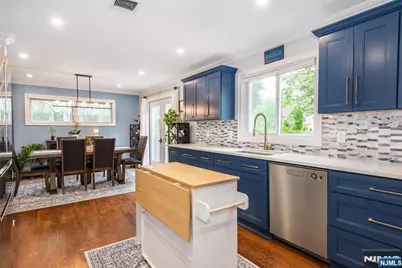 19 Plymouth Place, Roseland, NJ 07068 - Photo 11