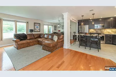 3 Freedom Court, Montville Township, NJ 07045 - Photo 13