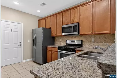 93 Wesmont Drive, Wood Ridge, NJ 07075 - Photo 7