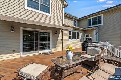 254 Hoppers Lane, Paramus, NJ 07652 - Photo 31