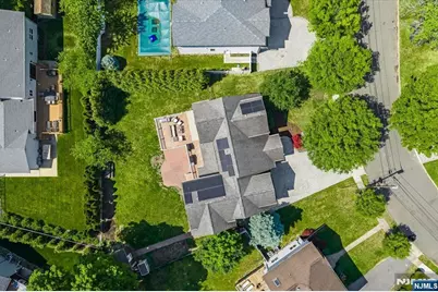 254 Hoppers Lane, Paramus, NJ 07652 - Photo 41