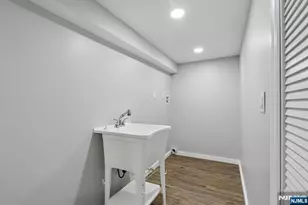 52 Central Ave, Dover, NJ 07801 - Photo 17