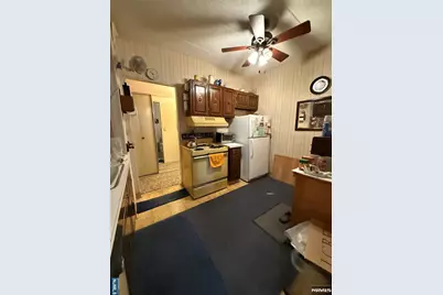 170 Lafayette Avenue 1B #1B, Passaic, NJ 07055 - Photo 9