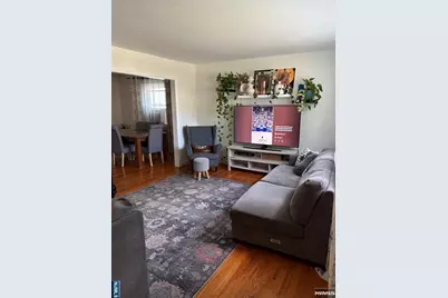 110 Ackerman Avenue, Elmwood Park, NJ 07407 - Photo 3