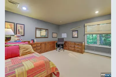 364 Canterbury Lane, Wyckoff Township, NJ 07481 - Photo 37