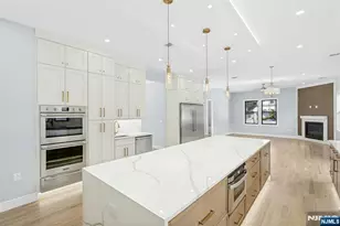 66 Westview Dr, Bergenfield, NJ 07621 - Photo 15