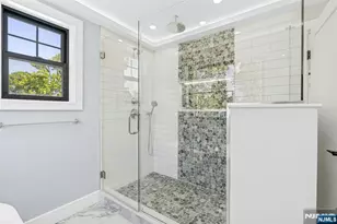 66 Westview Dr, Bergenfield, NJ 07621 - Photo 23