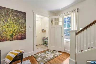 630 Wyndemere Avenue, Ridgewood, NJ 07450 - Photo 3