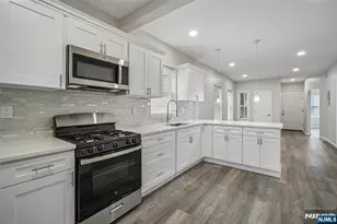 77 Madison Ave, Paterson, NJ 07524 - Photo 11