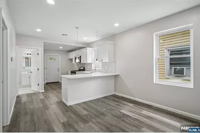 77 Madison Avenue, Paterson, NJ 07524 - Photo 5