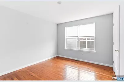 299 N 13th Street, Newark, NJ 07107 - Photo 11
