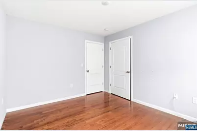 299 N 13th Street, Newark, NJ 07107 - Photo 15