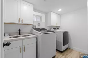 385 Copeland Ave, Lyndhurst Township, NJ 07071 - Photo 37