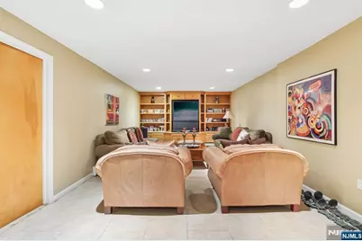 741 Natures Way, Franklin Lakes, NJ 07417 - Photo 37