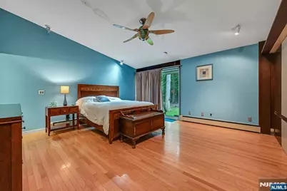 2009 Glen Avenue, Washington Township, NJ 07676 - Photo 19