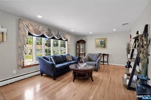 35 Old Orchard Ct, Cedar Grove, NJ 07009 - Photo 3