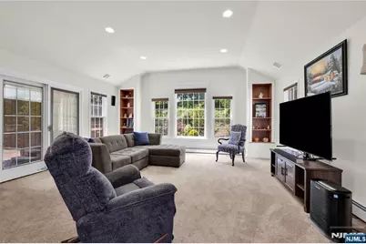35 Old Orchard Court, Cedar Grove, NJ 07009 - Photo 21