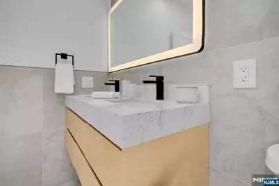 519 4th Street B #B, Palisades Park, NJ 07650 - Photo 33
