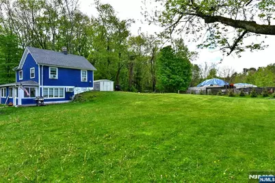 42 Kanouse Road, West Milford, NJ 07435 - Photo 3