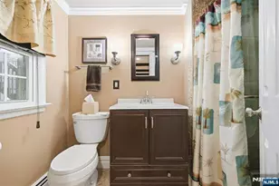 17 Kiowa Terrace, Oakland, NJ 07436 - Photo 37
