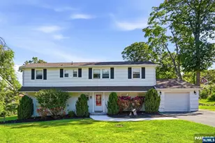 101 Walnut St, Oakland, NJ 07436 - Photo 3