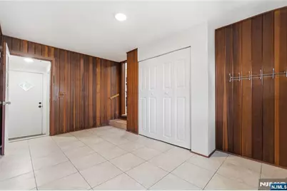 34 Rowland Avenue, Hackensack, NJ 07601 - Photo 11