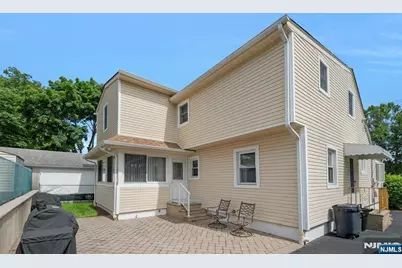 45 W Oldis Street, Rochelle Park Township, NJ 07662 - Photo 37
