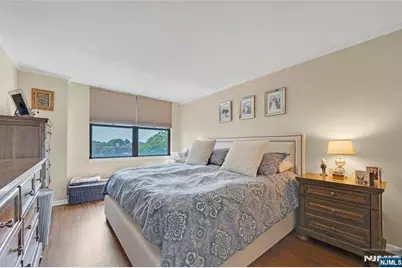 200 Division Street 6G #6G, Cliffside Park, NJ 07010 - Photo 17