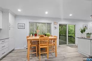 17 Foxhill Ln, Ringwood, NJ 07456 - Photo 23