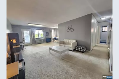 307 Prospect Avenue 4D #4D, Hackensack, NJ 07601 - Photo 5