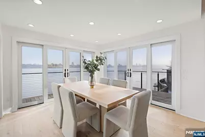 27 Shore Road, Edgewater, NJ 07020 - Photo 13