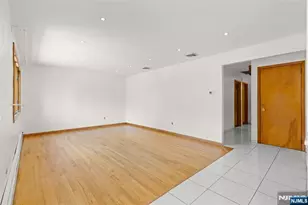 1042 Harvard Pl, Fort Lee, NJ 07024 - Photo 5
