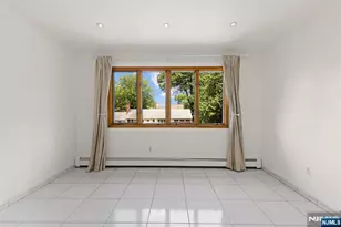 1042 Harvard Pl, Fort Lee, NJ 07024 - Photo 13