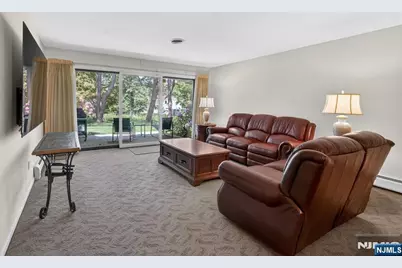 416 Bromley Place 416C #416C, Wyckoff Township, NJ 07481 - Photo 9