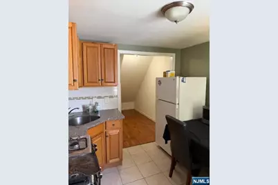 56 Hamilton Avenue, Fairview, NJ 07022 - Photo 17