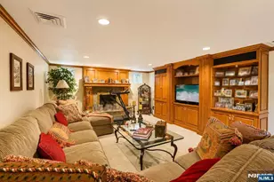 400 Faletti Cir, River Vale Township, NJ 07675 - Photo 25